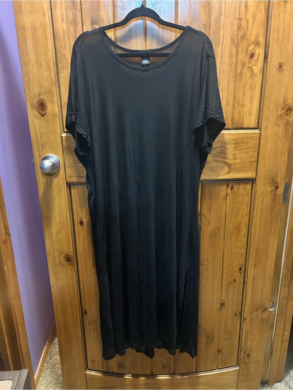 Torrid long mesh overlay shirt w/small side splits